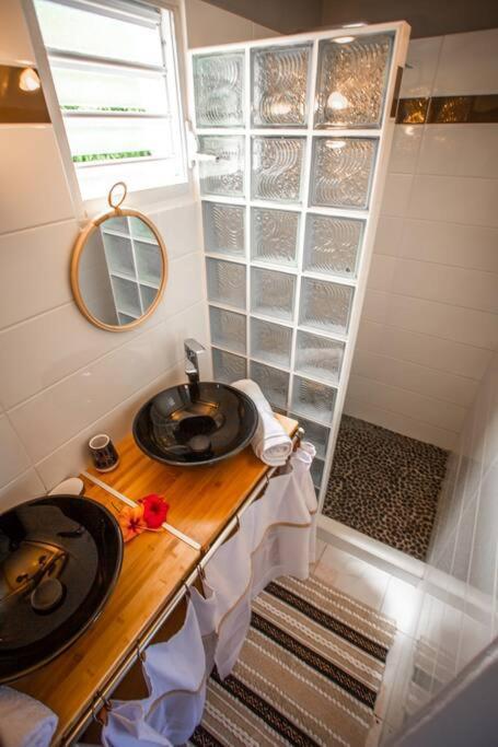 Apartament Vwe Moun Bay Deshaies Zewnętrze zdjęcie